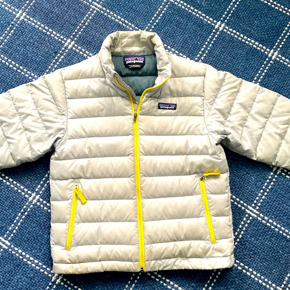Patagonia down sweater jacket gray sz youth small
